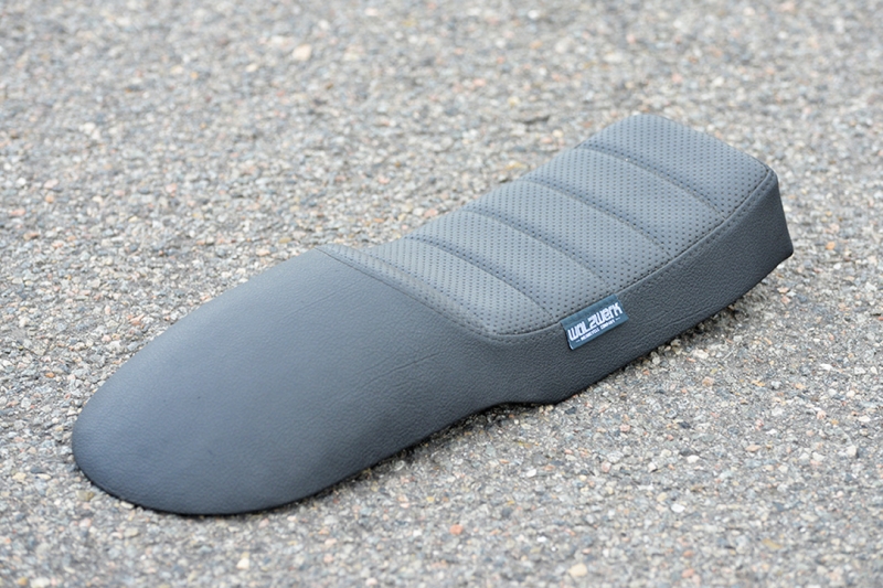 Seat Cafe Racer black, Monolever